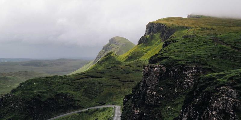 河南中大门建材平台：B2B撮合交易模式如何精准链接门窗厂家与海外大型采购商