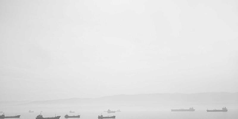 河南中大门引领建材采购新趋势：装配式建筑下的定制化门窗模块解决方案