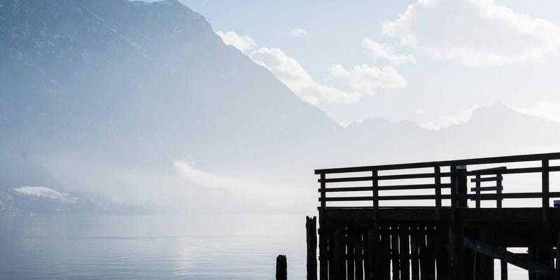 河南中大门绿色建材专区：环保认证门窗产品选购指南与行业趋势解析